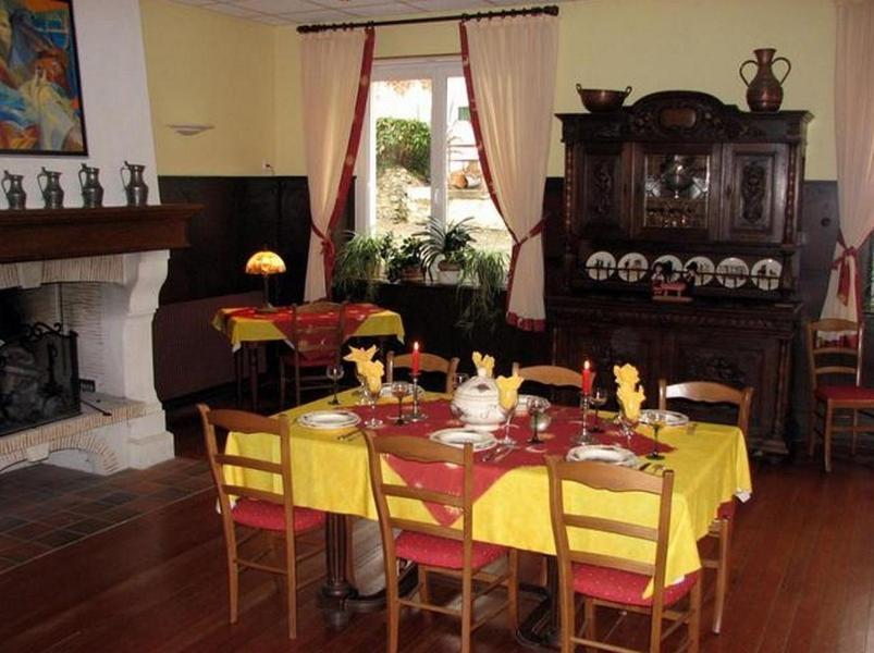 Le Soleil Bed & Breakfast Wildenstein Exterior photo